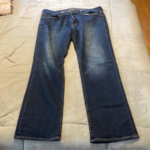 Banana Republic Men’s jeans size 36x34 travel jean slim fit